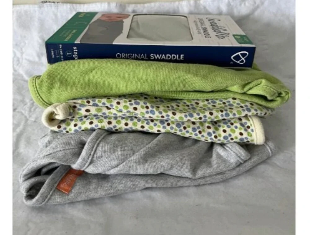 Lot of 4 size sm-med SwaddleMe Infant Sleep Swaddle Blankets for Safe Sleep